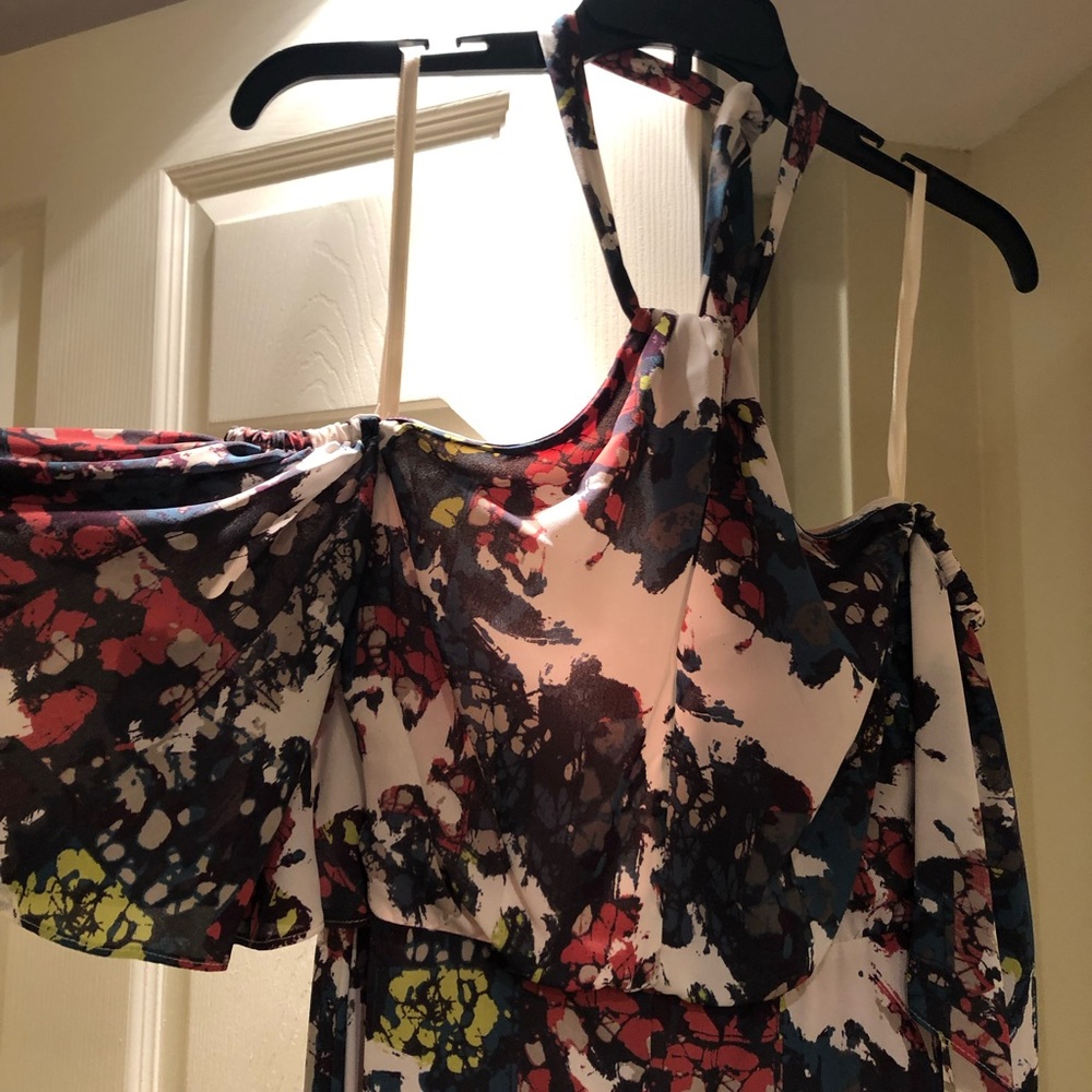 NWOT BCBG Maxazria floral off the shoulder maxi - Picture 3 of 4